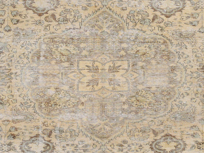 Persian Vintage hand-knotted wool rug in Beige, 6'8" x 9'8", SKU O078878 (view 5)
