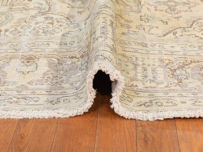 Persian Vintage hand-knotted wool rug in Beige, 6'8" x 9'8", SKU O078878 (view 9)