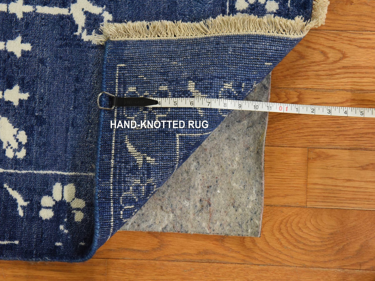 Tabriz Transitional hand-knotted wool/silk rug in Blue, 6'2" x 9', SKU O078892 (view 7)