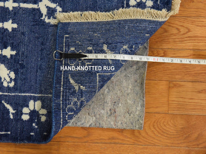 Tabriz Transitional hand-knotted wool/silk rug in Blue, 6'2" x 9', SKU O078892 (view 7)