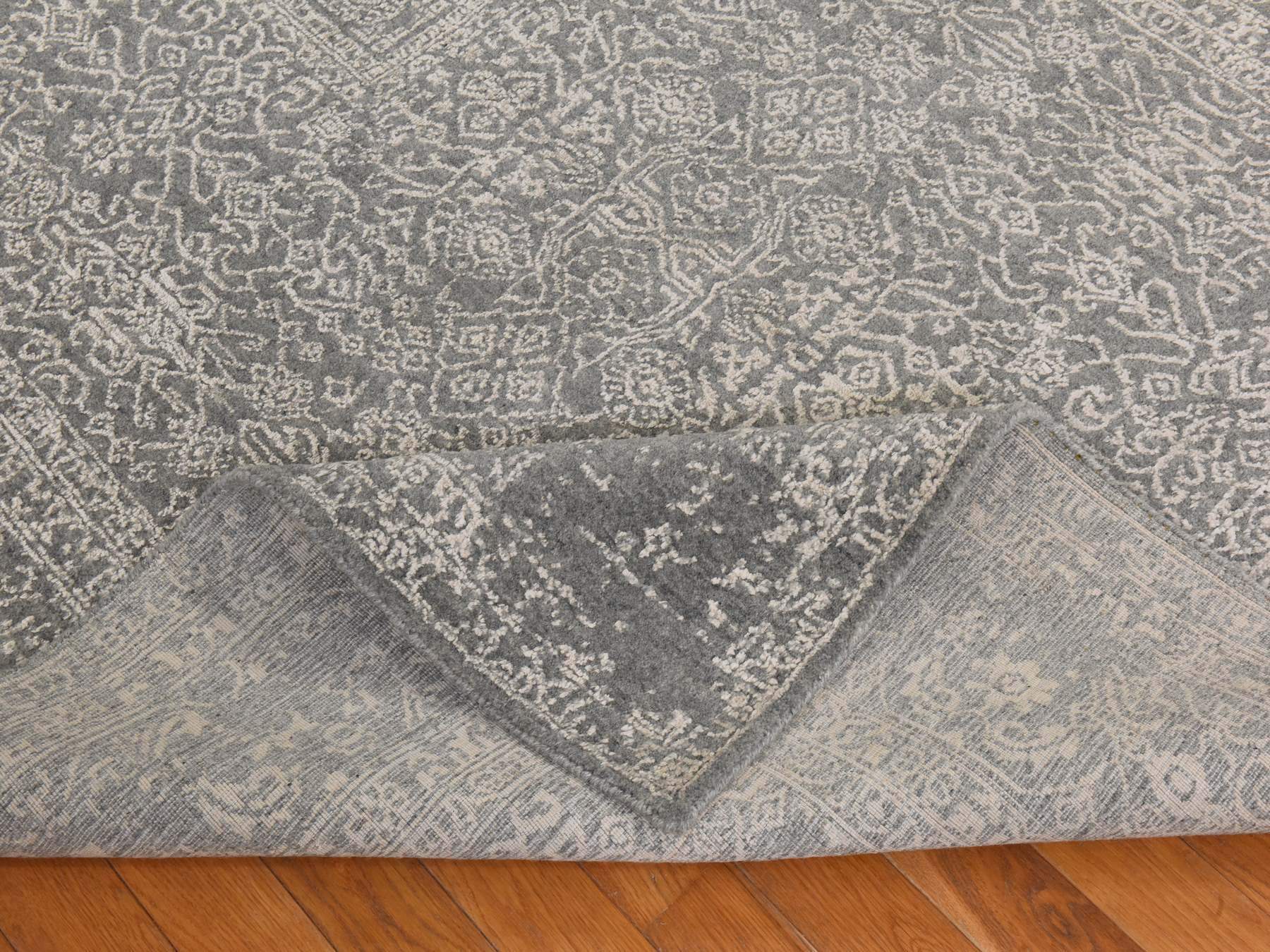 Modern / Contemporary hand-knotted wool/silk rug in Gray, 5'10" x 9'1", SKU O078893 (view 8)