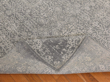 Modern / Contemporary hand-knotted wool/silk rug in Gray, 5'10" x 9'1", SKU O078893 (view 8)