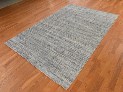 Modern / Contemporary hand-knotted wool rug in Gray, 6' x 9', SKU O078894 (view 4)