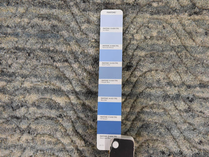 Modern / Contemporary hand-knotted wool rug in Gray, 6' x 9', SKU O078894 (view 6)