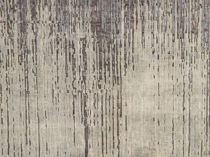Modern / Contemporary hand-knotted silk rug in Gray, 6' x 8'10", SKU O078898 (view 5)