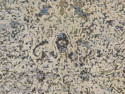 Oushak Transitional hand-knotted wool/silk rug in Ivory, 6' x 9'3", SKU O078899 (view 5)