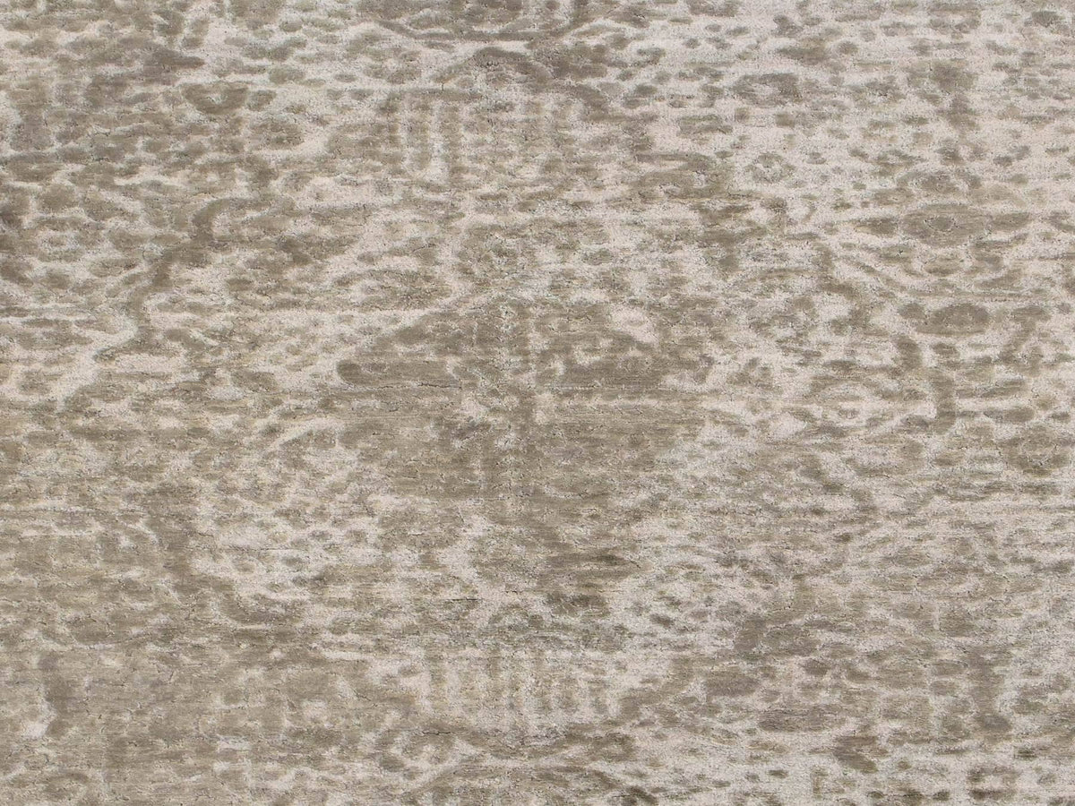 Persian Transitional hand-knotted wool/silk rug in Gray, 6' x 9', SKU O078901 (view 5)