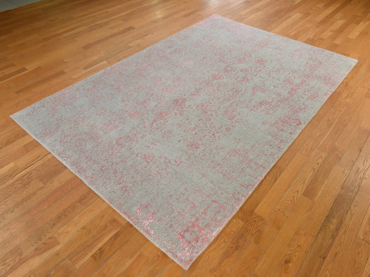Transitional Transitional hand-knotted wool/silk rug in Pink, 6' x 9', SKU O078902 (view 4)