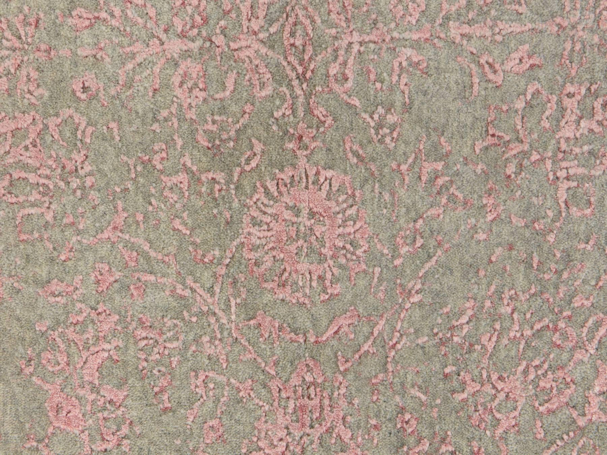 Transitional Transitional hand-knotted wool/silk rug in Pink, 6' x 9', SKU O078902 (view 5)