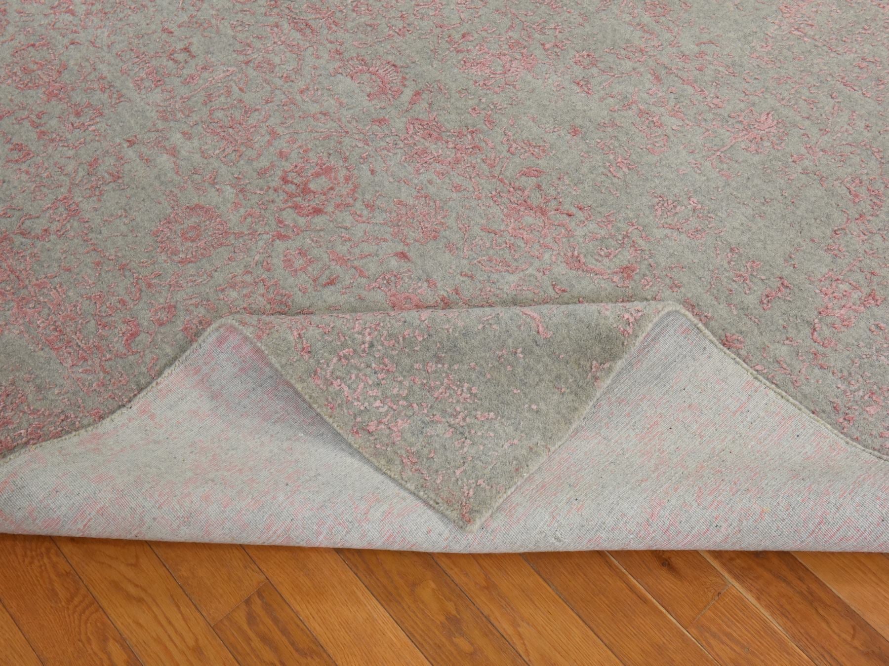 Transitional Transitional hand-knotted wool/silk rug in Pink, 6' x 9', SKU O078902 (view 8)