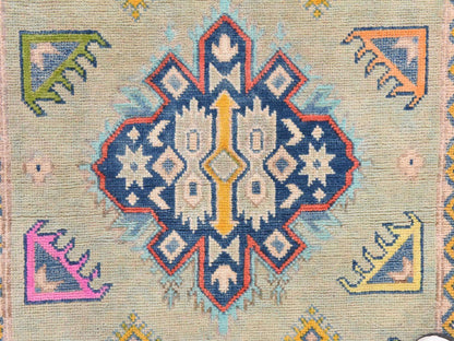 Kazak Kazak hand-knotted wool rug in Green, 3'4" x 4'9", SKU O078905 (view 3)