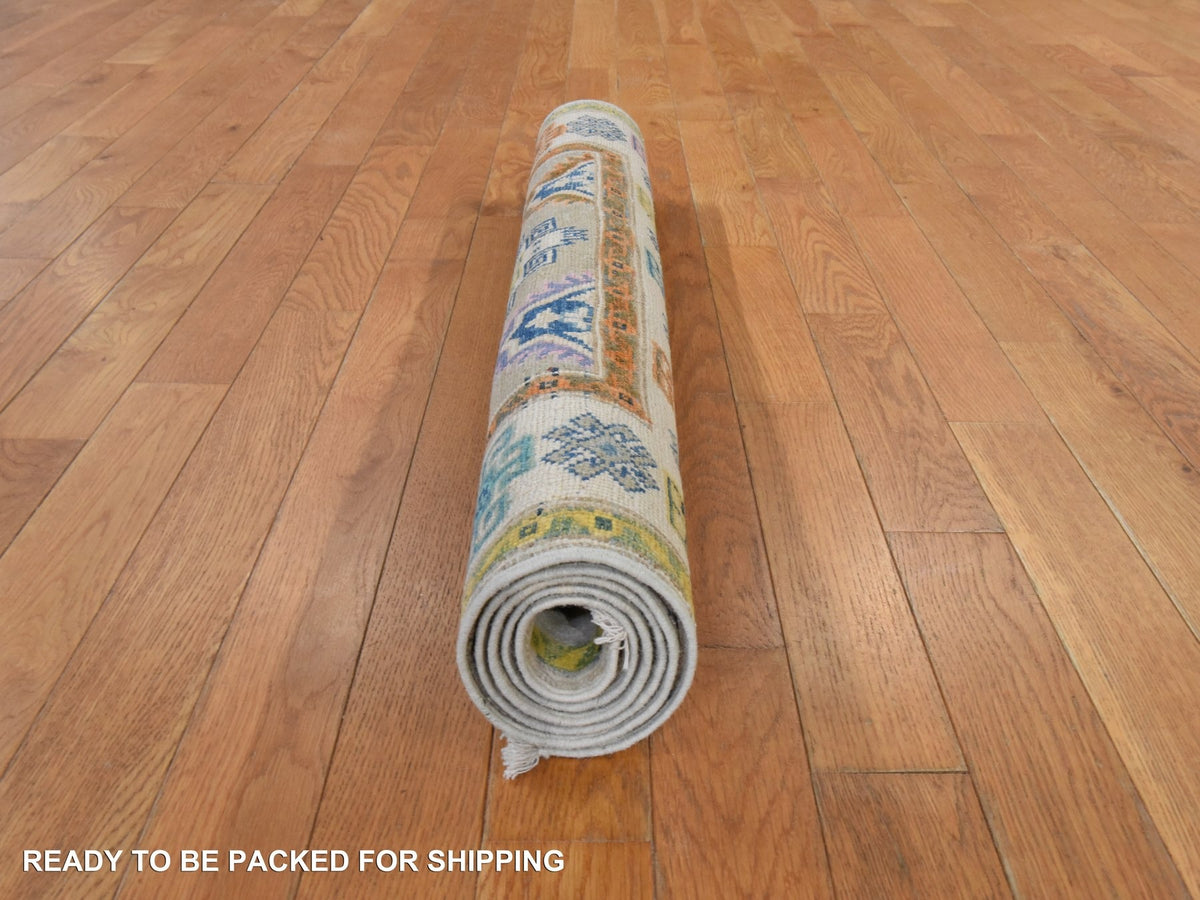 Kazak Kazak hand-knotted wool rug in Gray, 3'1" x 4'10", SKU O078906 (view 7)