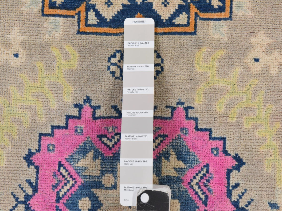 Kazak Kazak hand-knotted wool rug in Brown, 3'3" x 5', SKU O078907 (view 4)