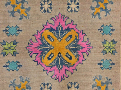 Kazak Kazak hand-knotted wool rug in Brown, 3'5" x 4'10", SKU O078908 (view 3)