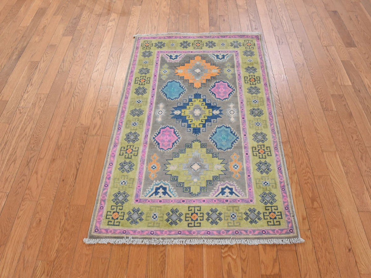 Kazak Kazak hand-knotted wool rug in Brown, 3'2" x 4'9", SKU O078909 (view 2)