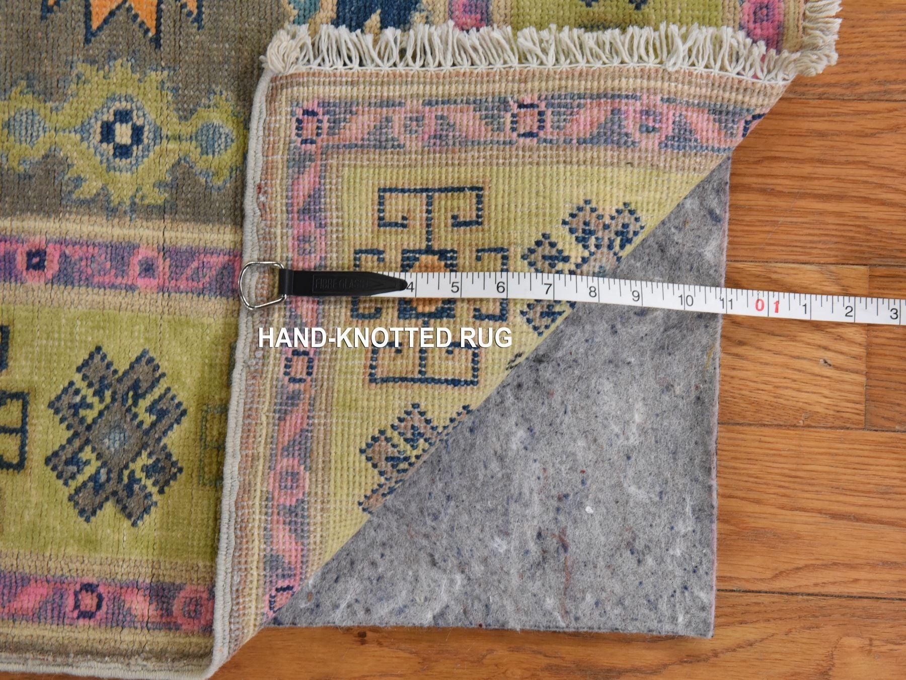 Kazak Kazak hand-knotted wool rug in Brown, 3'2" x 4'9", SKU O078909 (view 5)
