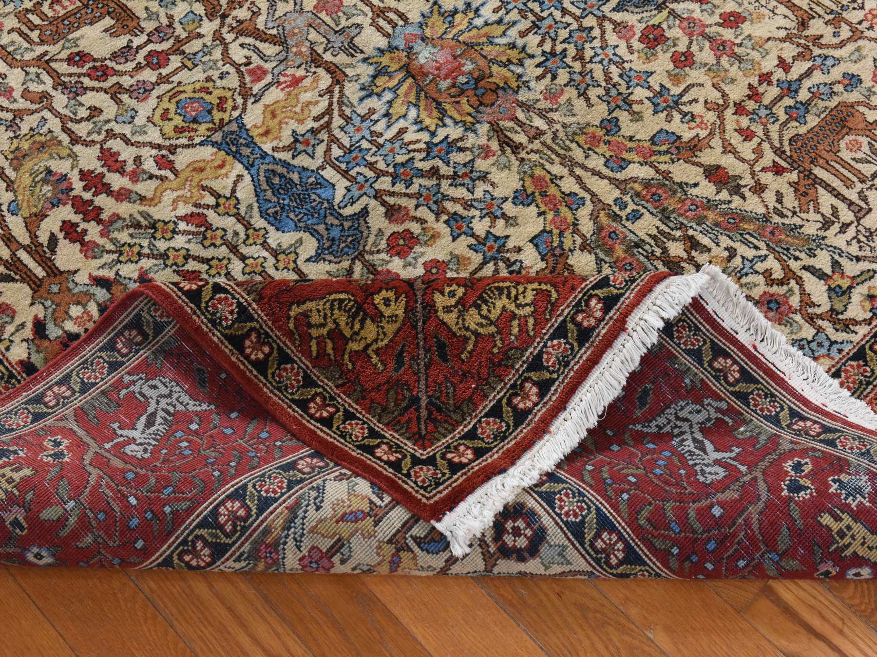 Persian Vintage hand-knotted wool rug in Ivory, 6'6" x 9'8", SKU O078912 (view 8)