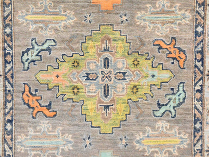 Kazak Kazak hand-knotted wool rug in Gray, 3'3" x 5', SKU O078918 (view 3)