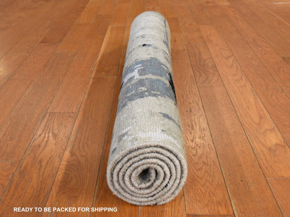 Modern / Contemporary hand-knotted wool/silk rug in Beige, 3' x 4'10", SKU O078920 (view 7)