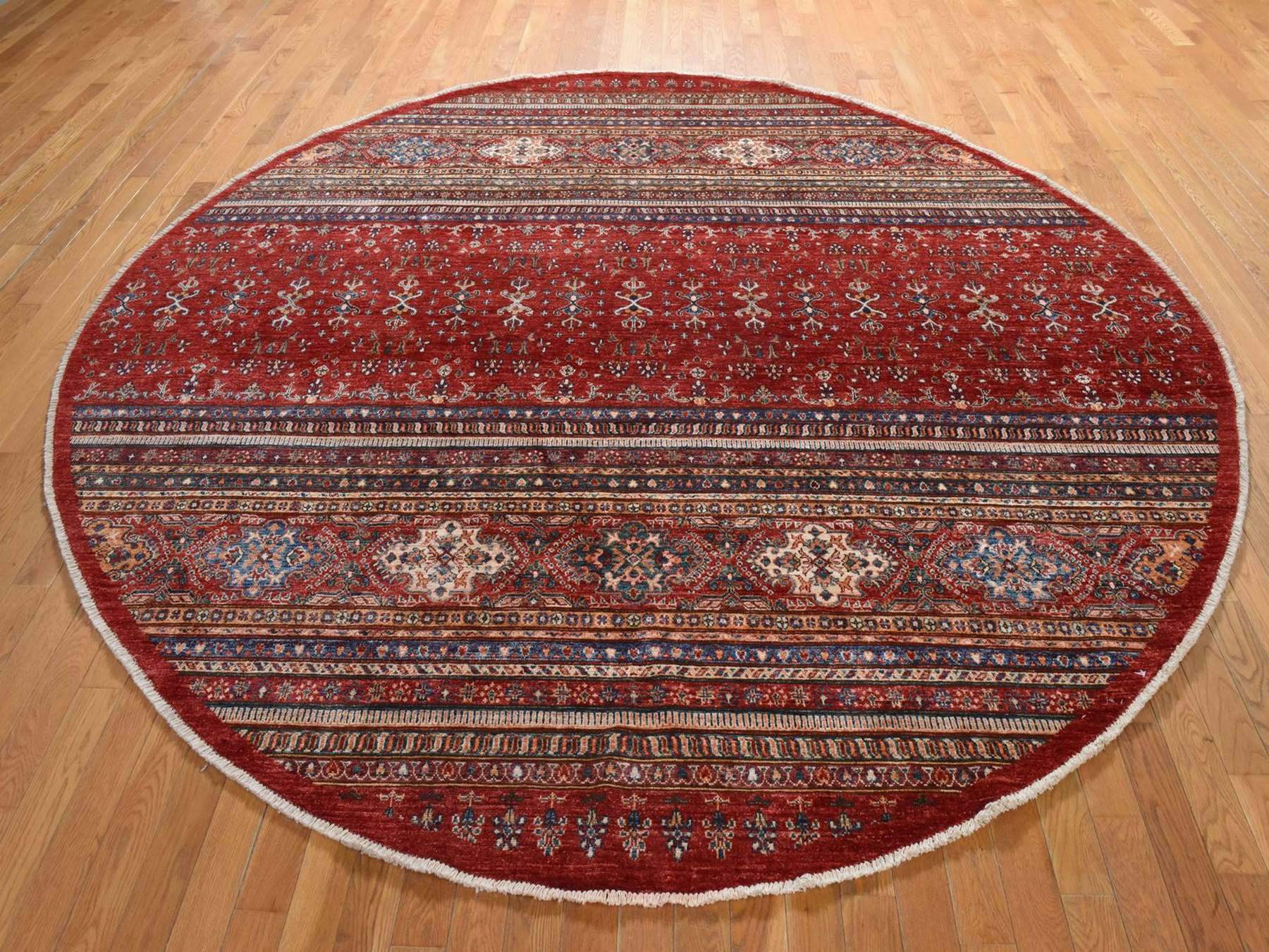 Kazak Kazak hand-knotted wool rug in Red, 9'7" x 9'7", SKU O078925 (view 2)