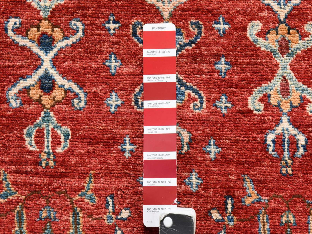 Kazak Kazak hand-knotted wool rug in Red, 9'7" x 9'7", SKU O078925 (view 5)