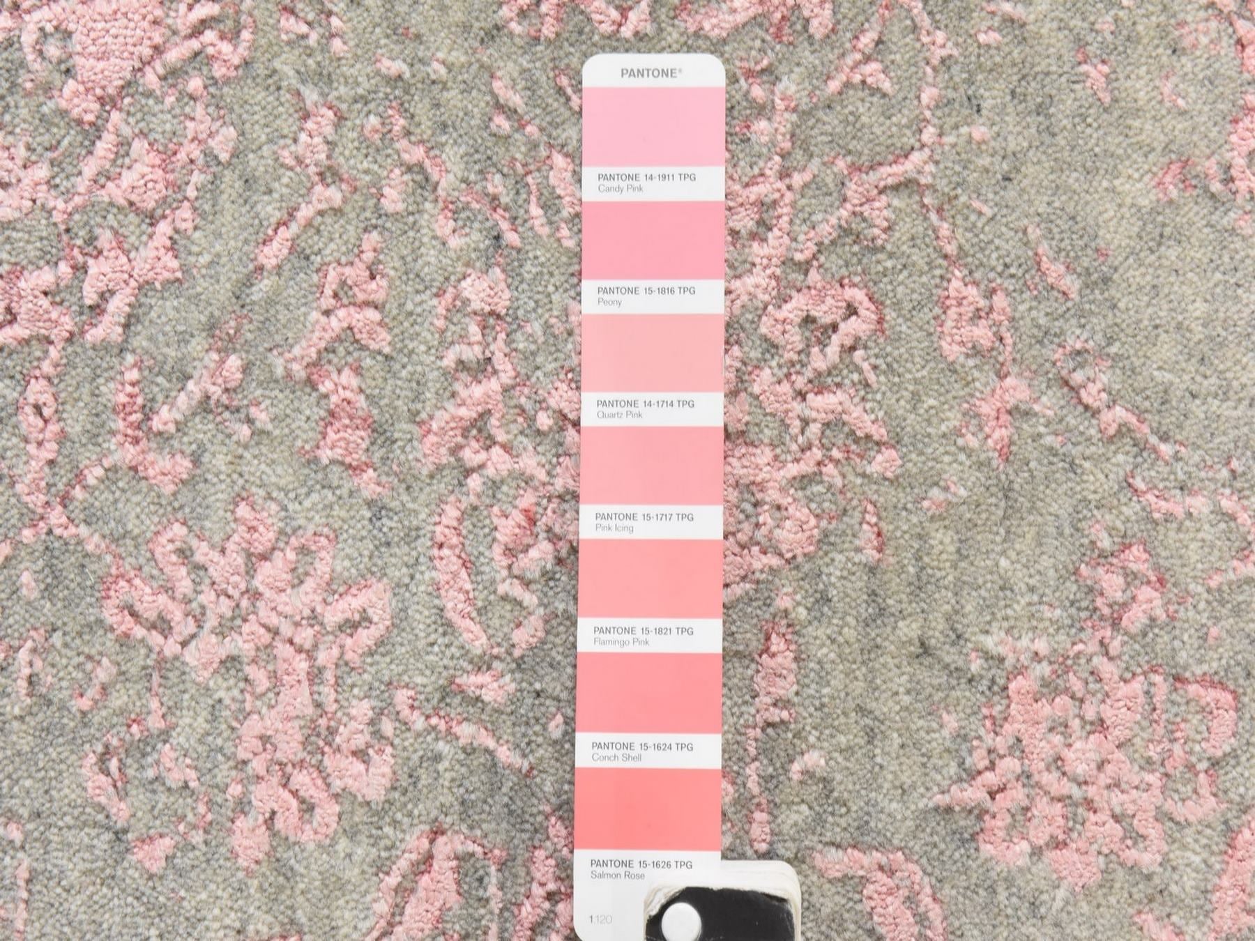 Transitional Transitional hand-knotted wool/silk rug in Pink, 9' x 12', SKU O078933 (view 6)