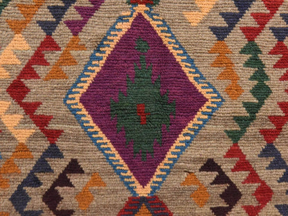 Tribal Tribal hand-knotted wool rug in Gray, 5'8" x 7'6", SKU O078937 (view 3)