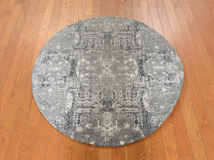 Transitional hand-knotted wool/silk rug in Gray, 4' x 4', SKU O078942 (view 2)
