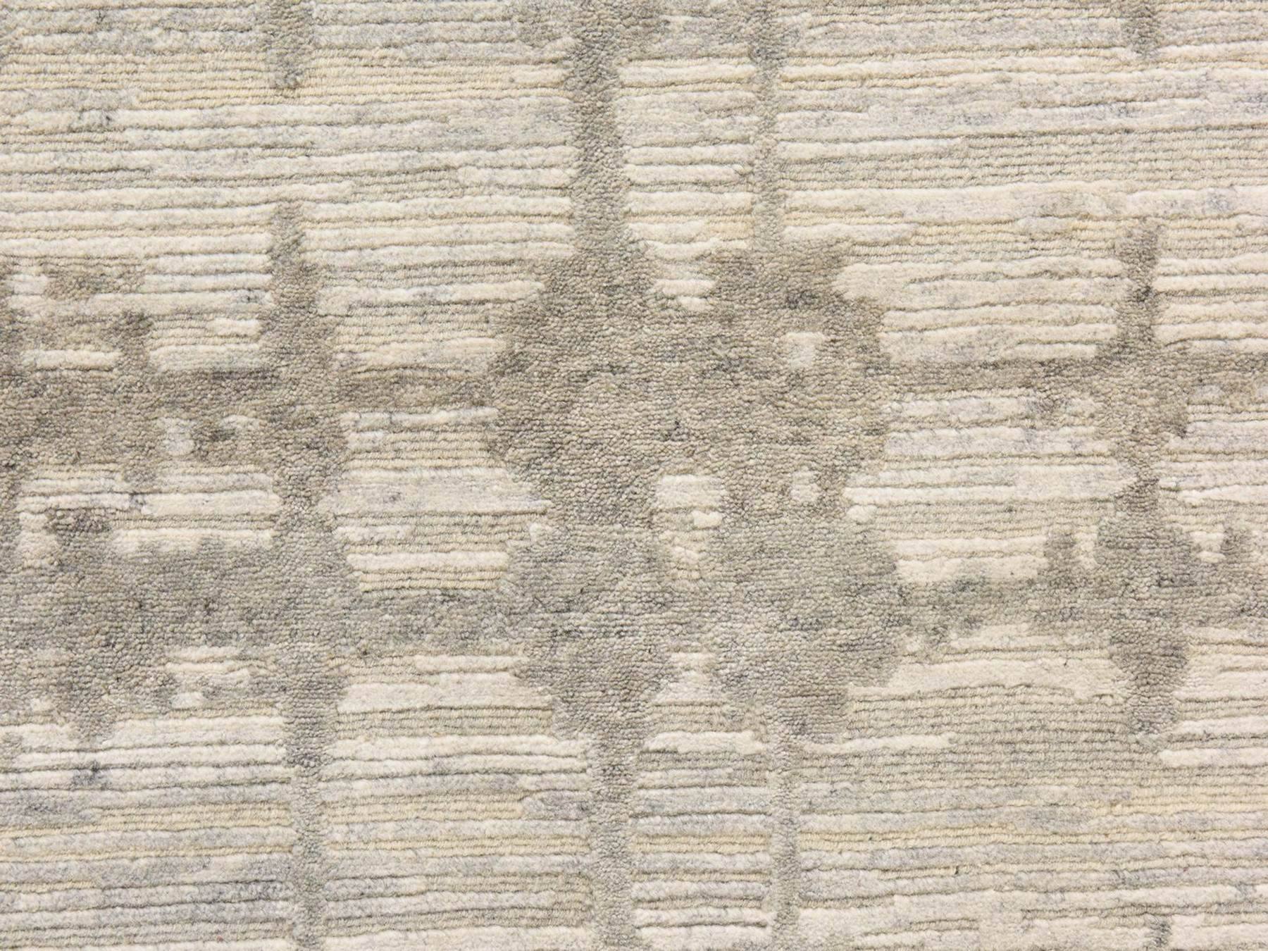 Modern / Contemporary hand-knotted wool runner in Ivory, 2'6" x 8', SKU O078944 (view 3)
