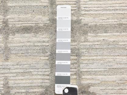 Modern / Contemporary hand-knotted wool runner in Ivory, 2'6" x 8', SKU O078944 (view 4)