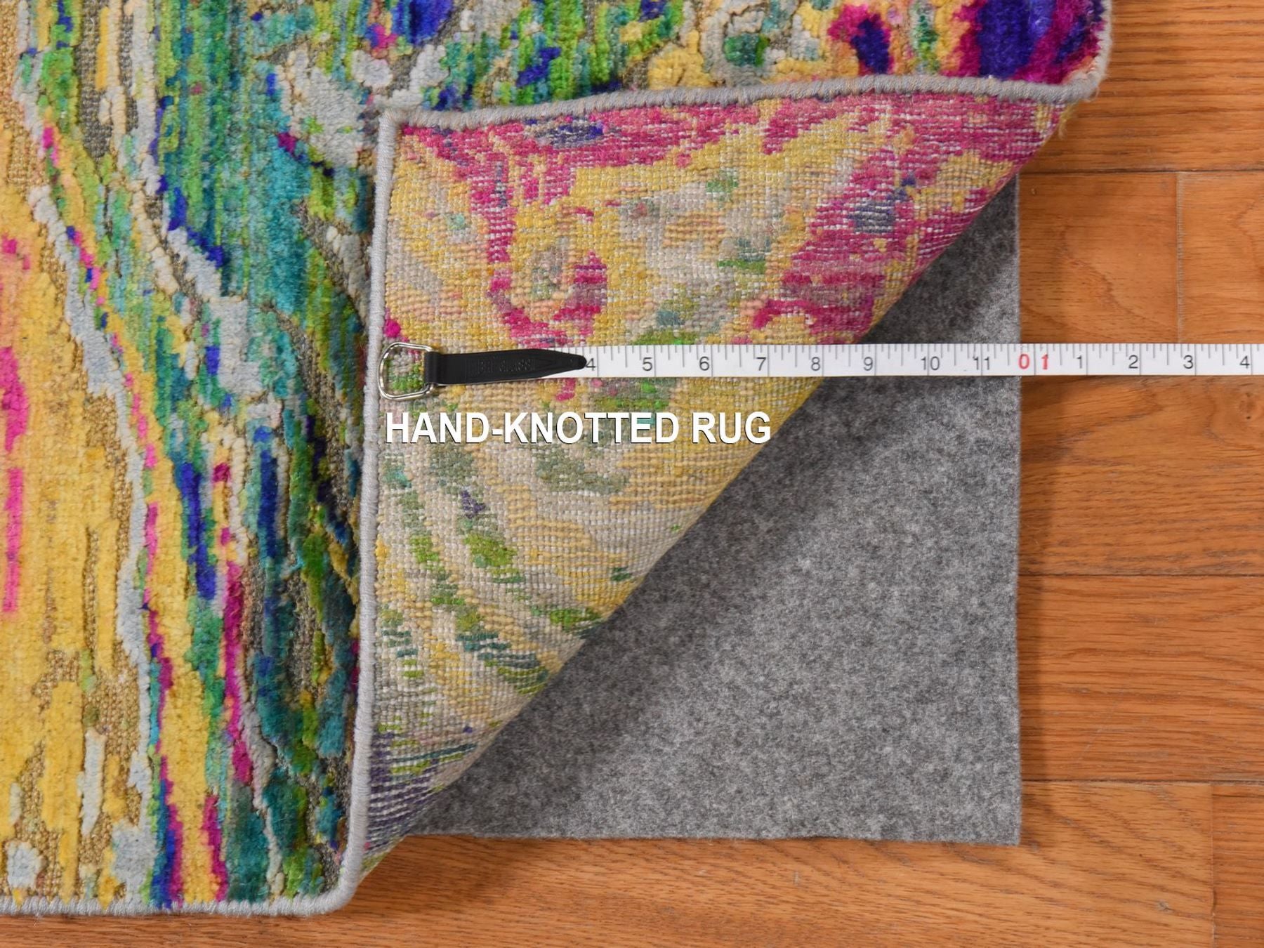 Transitional hand-knotted wool/silk rug in Multicolored, 3' x 5', SKU O078947 (view 5)