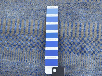 Blue 6'1" x 9'1" Modern and Contemporary Hand knotted Wool/Silk Rug - Sku: O079122
