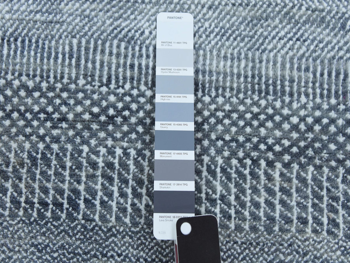 Gabbeh Modern / Contemporary hand-knotted wool/silk runner in Gray, 2'6" x 10'2" — SKU O079130 (view 4)