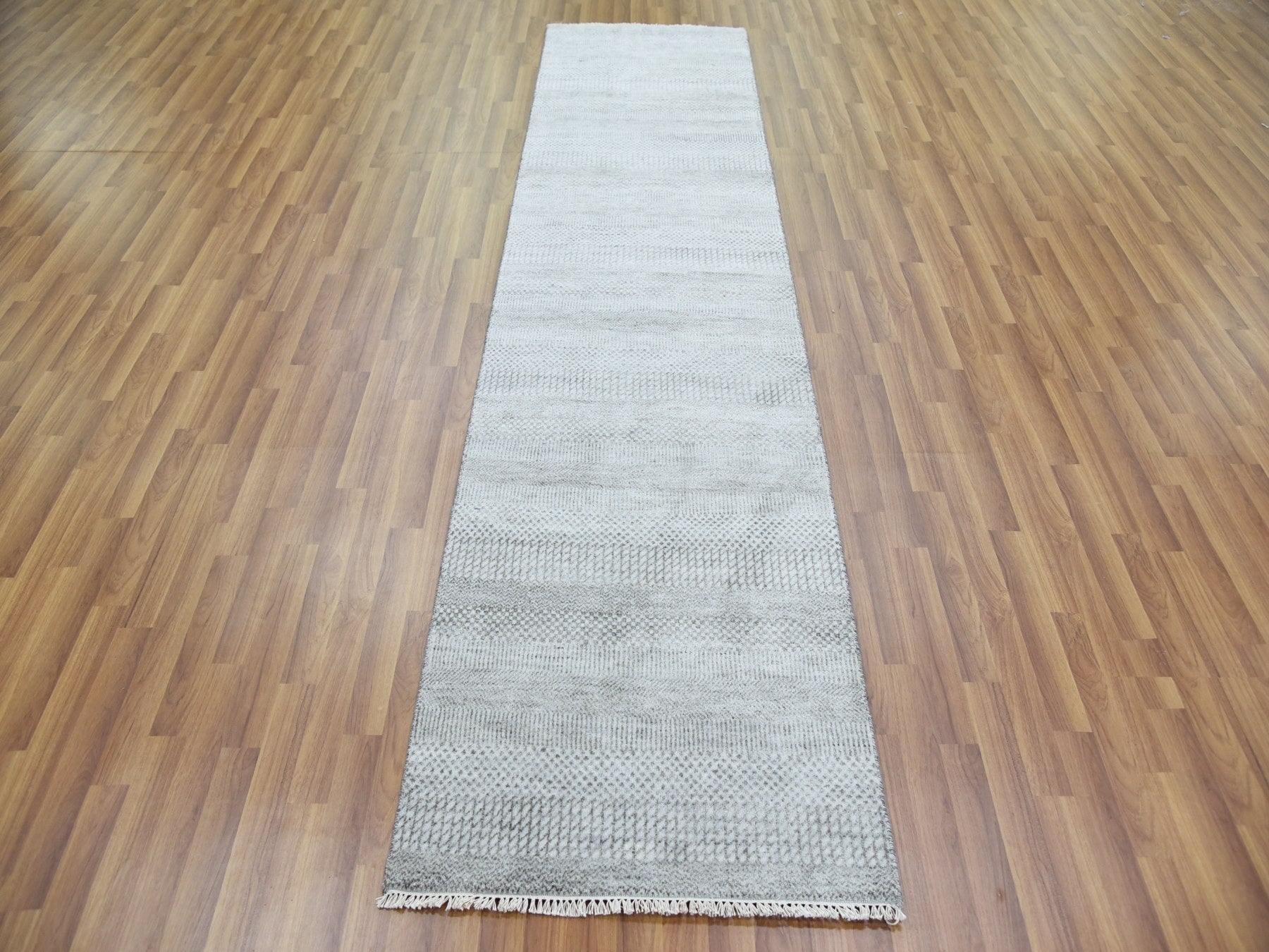 Gabbeh Modern / Contemporary hand-knotted wool/silk runner in Gray, 2'6" x 10'1" — SKU O079137 (view 2)
