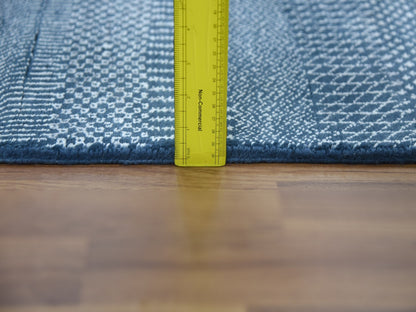 Blue 2'9" x 11'4" Modern and Contemporary Hand knotted Wool/Silk Rug - Sku: O079154