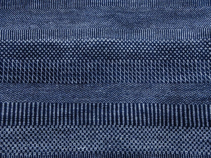 Blue 8'0" x 8'0" Modern and Contemporary Hand knotted Wool/Silk Rug - Sku: O079161