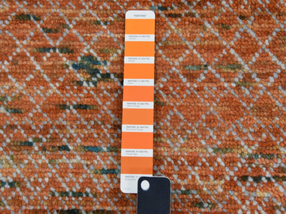 Modern / Contemporary hand-knotted wool rug in Orange, 9'10" x 13'10" — SKU O079168 (view 7)