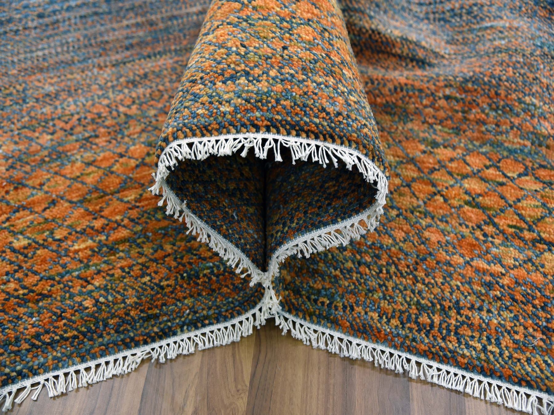 Modern / Contemporary hand-knotted wool rug in Orange, 10' x 14'5" — SKU O079171 (view 5)