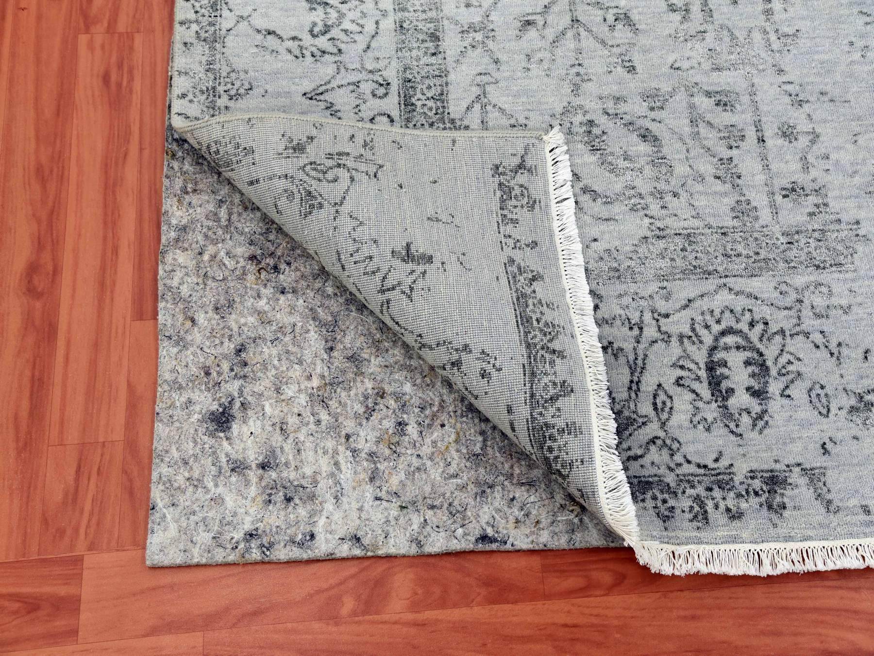 Tabriz Transitional hand-knotted wool/silk rug in Gray & Silver Gray, 8' x 9'10" — SKU O079274 (view 4)