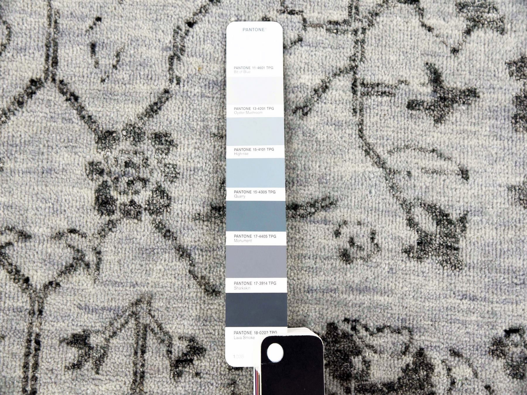 Tabriz Transitional hand-knotted wool/silk rug in Gray & Silver Gray, 8' x 9'10" — SKU O079274 (view 7)