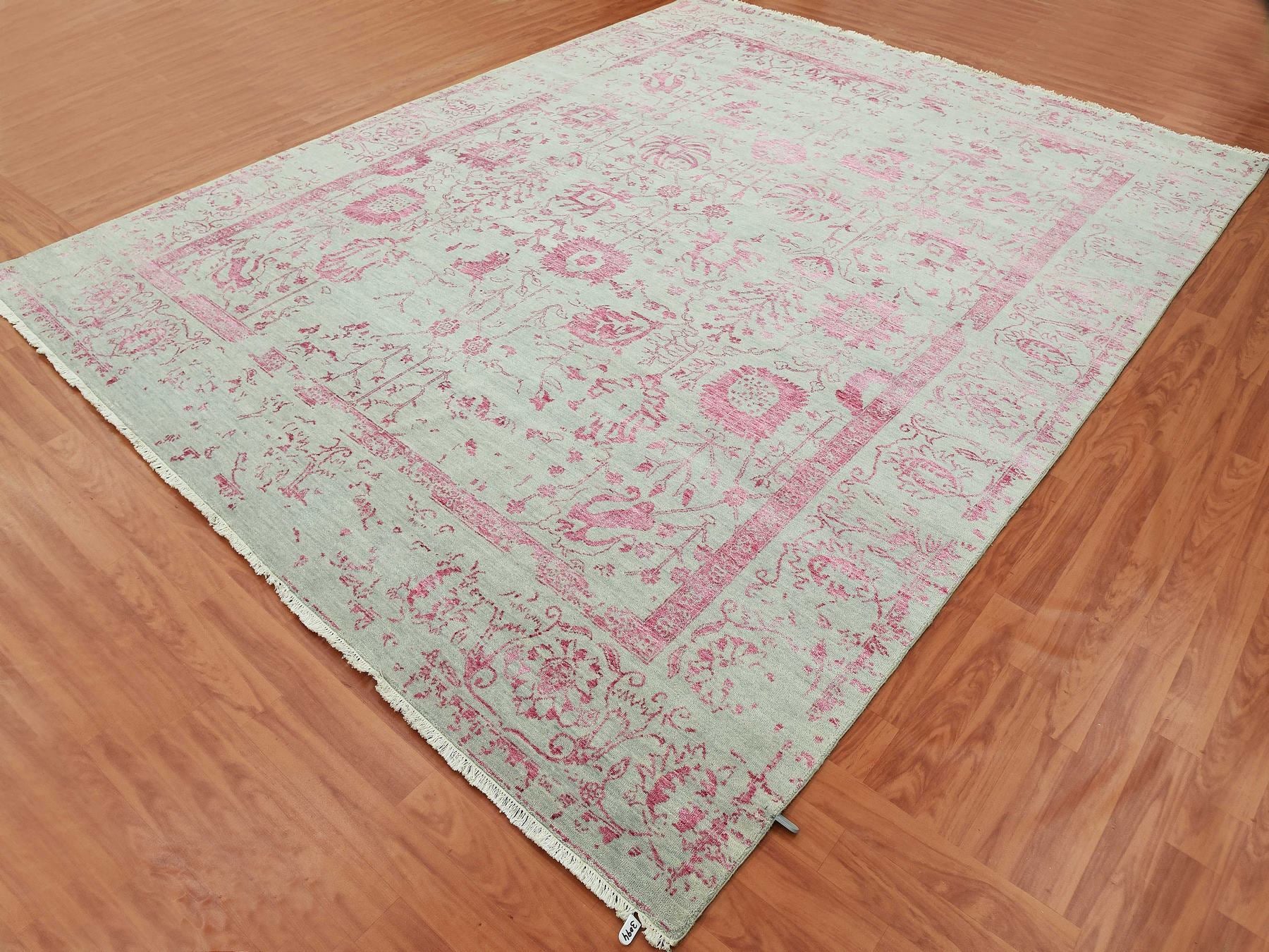 Tabriz Transitional hand-knotted wool/silk rug in Pink & Beige, 8'10" x 11'3" — SKU O079275 (view 3)