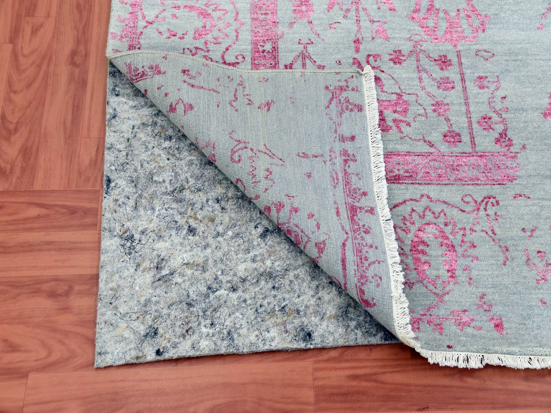 Tabriz Transitional hand-knotted wool/silk rug in Pink & Beige, 8'10" x 11'3" — SKU O079275 (view 4)