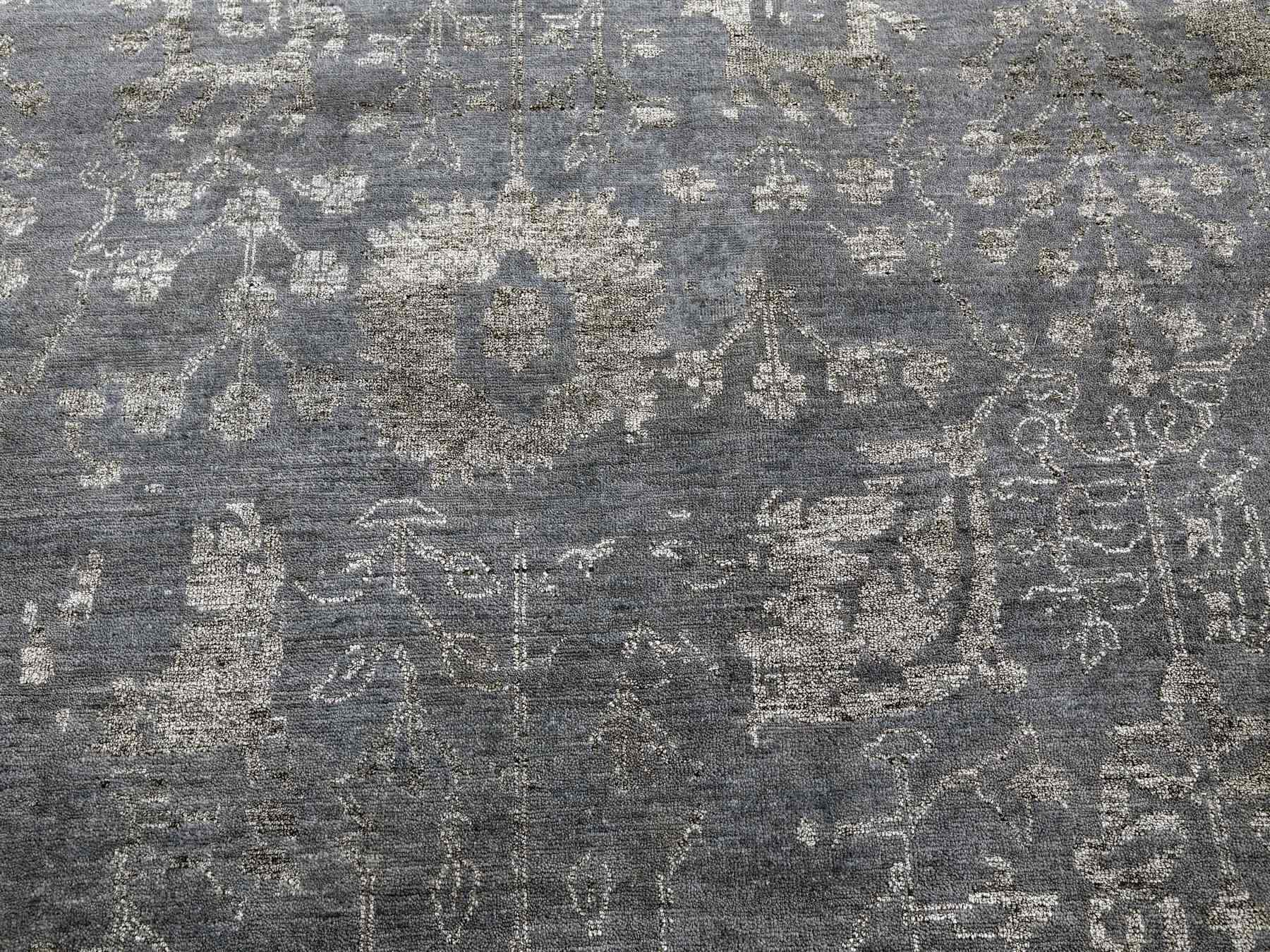 Tabriz Transitional hand-knotted wool/silk rug in Gray, 8'10" x 11'8" — SKU O079277 (view 8)