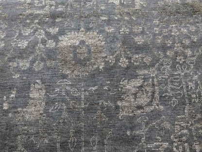 Tabriz Transitional hand-knotted wool/silk rug in Gray, 8'10" x 11'8" — SKU O079277 (view 8)