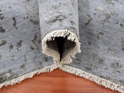 Tabriz Transitional hand-knotted wool/silk rug in Gray, 8'10" x 11'9" — SKU O079278 (view 5)