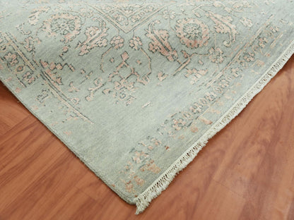 Serapi Heriz hand-knotted wool/silk rug in Gray, 9' x 12' — SKU O079285 (view 7)