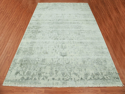 Heriz Heriz hand-knotted wool/silk rug in Gray, 9'10" x 14'3" — SKU O079288 (view 2)