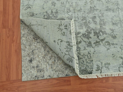 Modern / Contemporary hand-knotted wool/silk rug in Gray, 9'9" x 13'7" — SKU O079289 (view 4)