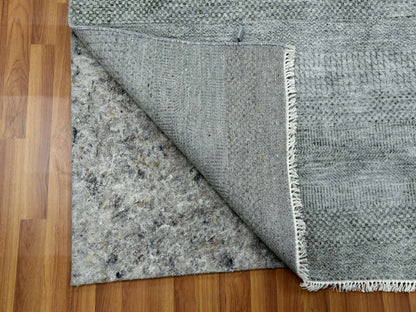 Modern / Contemporary hand-knotted wool/silk rug in Gray, 8' x 10' — SKU O079315 (view 5)