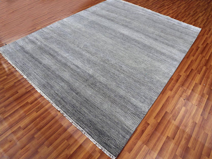 Modern / Contemporary hand-knotted wool/silk rug in Gray, 8' x 10'2" — SKU O079317 (view 3)